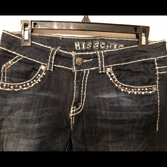 Miss Chic Designer Jeans - Picture 2 of 10